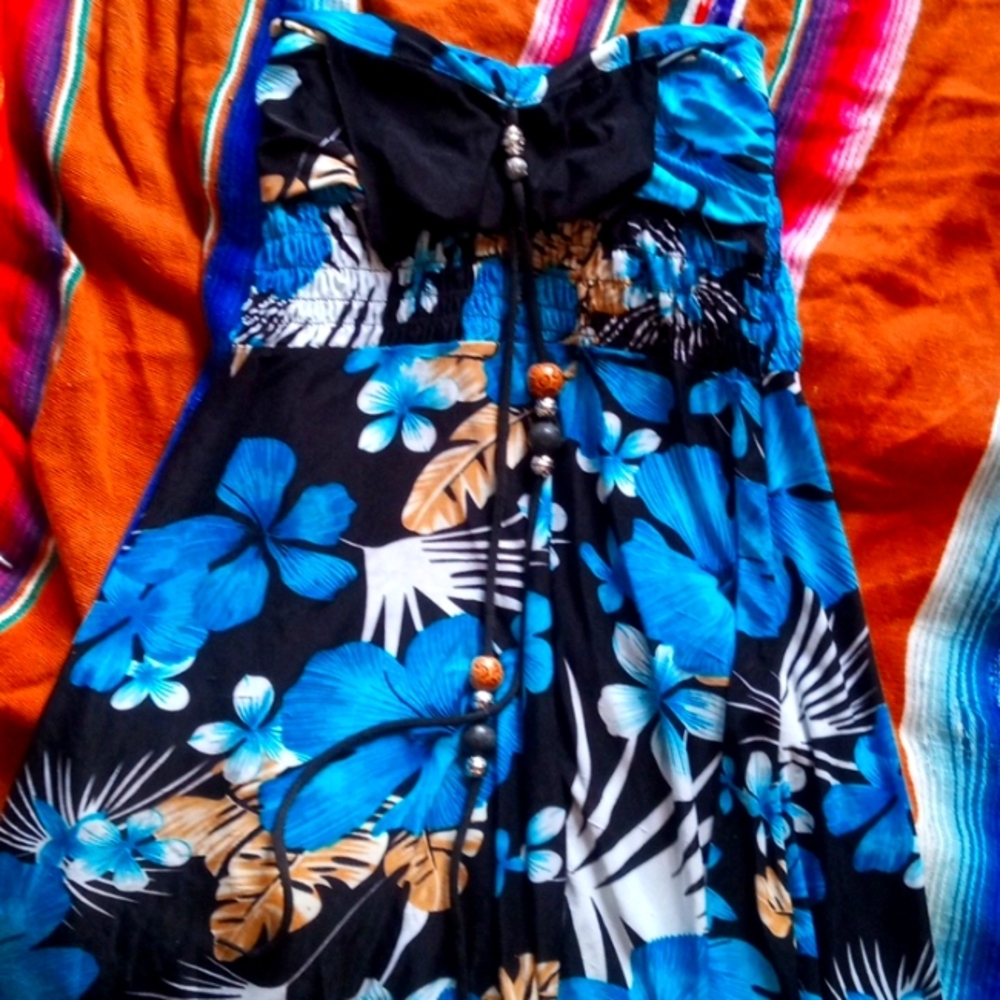 Woman's backless Hawaiian dress